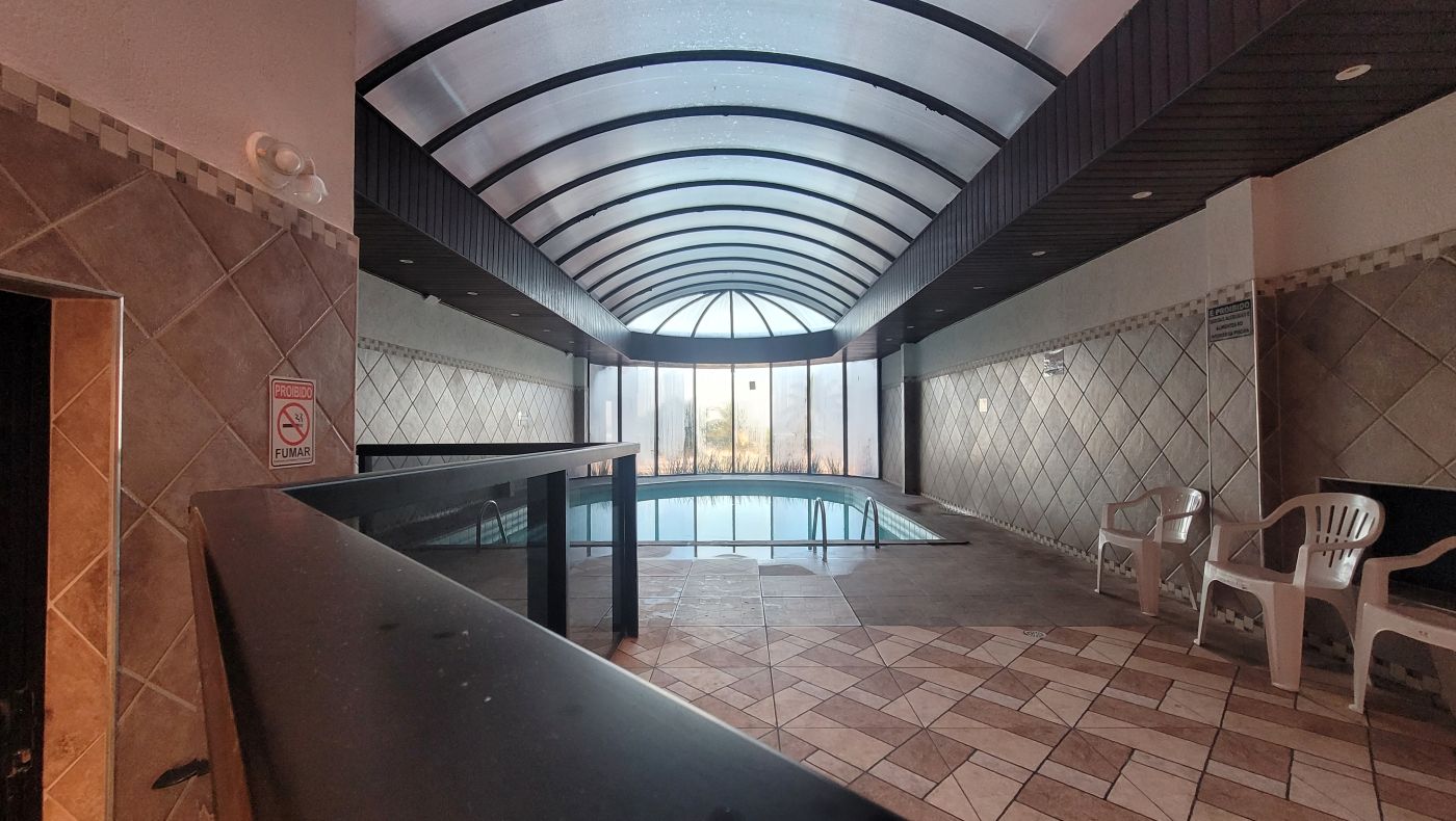 Área de Lazer · Piscina Quente
